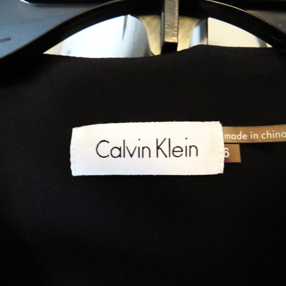 Calvin Klein Black Dress with Gold Hardware Accent Size 6 - Picture 8 of 8
